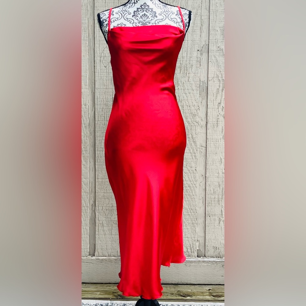 Bebe: Red silk sleeveless dress